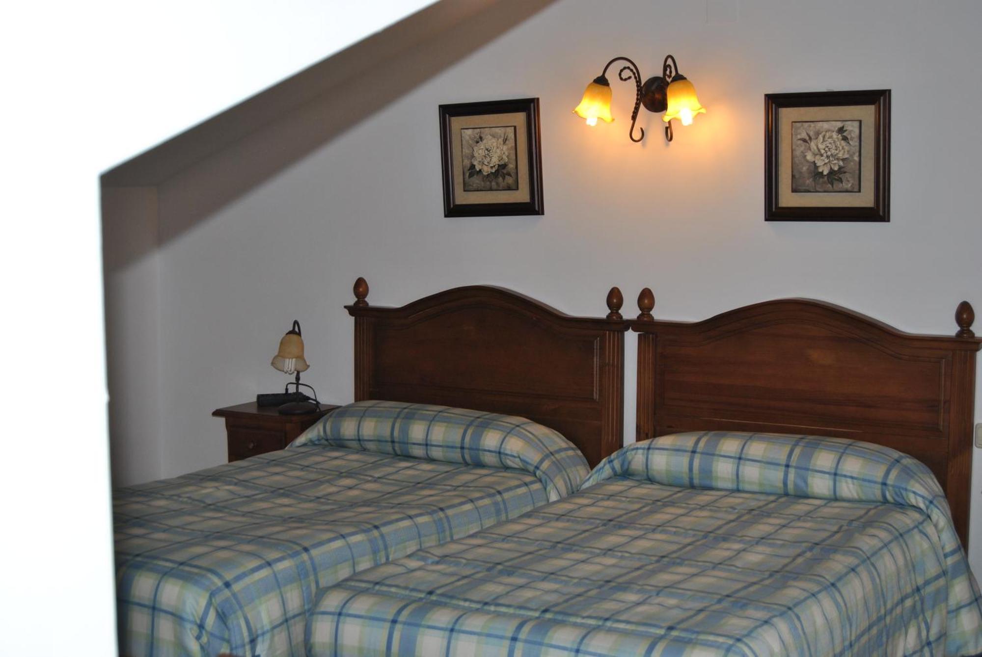 Hostal Rural Amador Puente de Vadillos 객실 사진